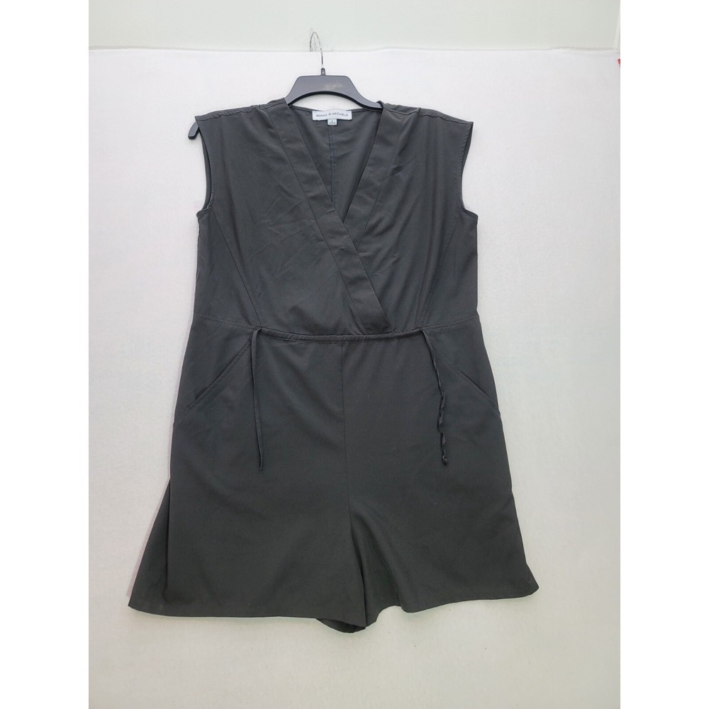 Emma & Michele Shorts Romper Womens‎ M Black Stretch Drawstring Waist Pockets 4"
